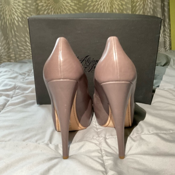 Alejandro Ingelmo platform stilettos - 8.5W BNIB - Picture 3 of 8